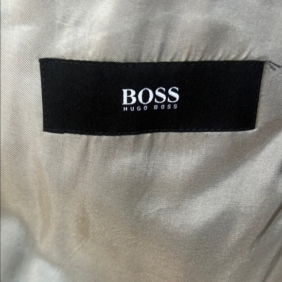 Hugo Boss Classic Black Pinstripe Men's Wool Blazer est 46L - Picture 8 of 12